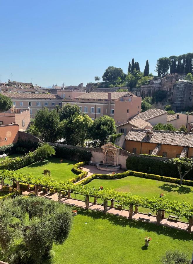 Palazzo Velabro, A Member Of Design Rom