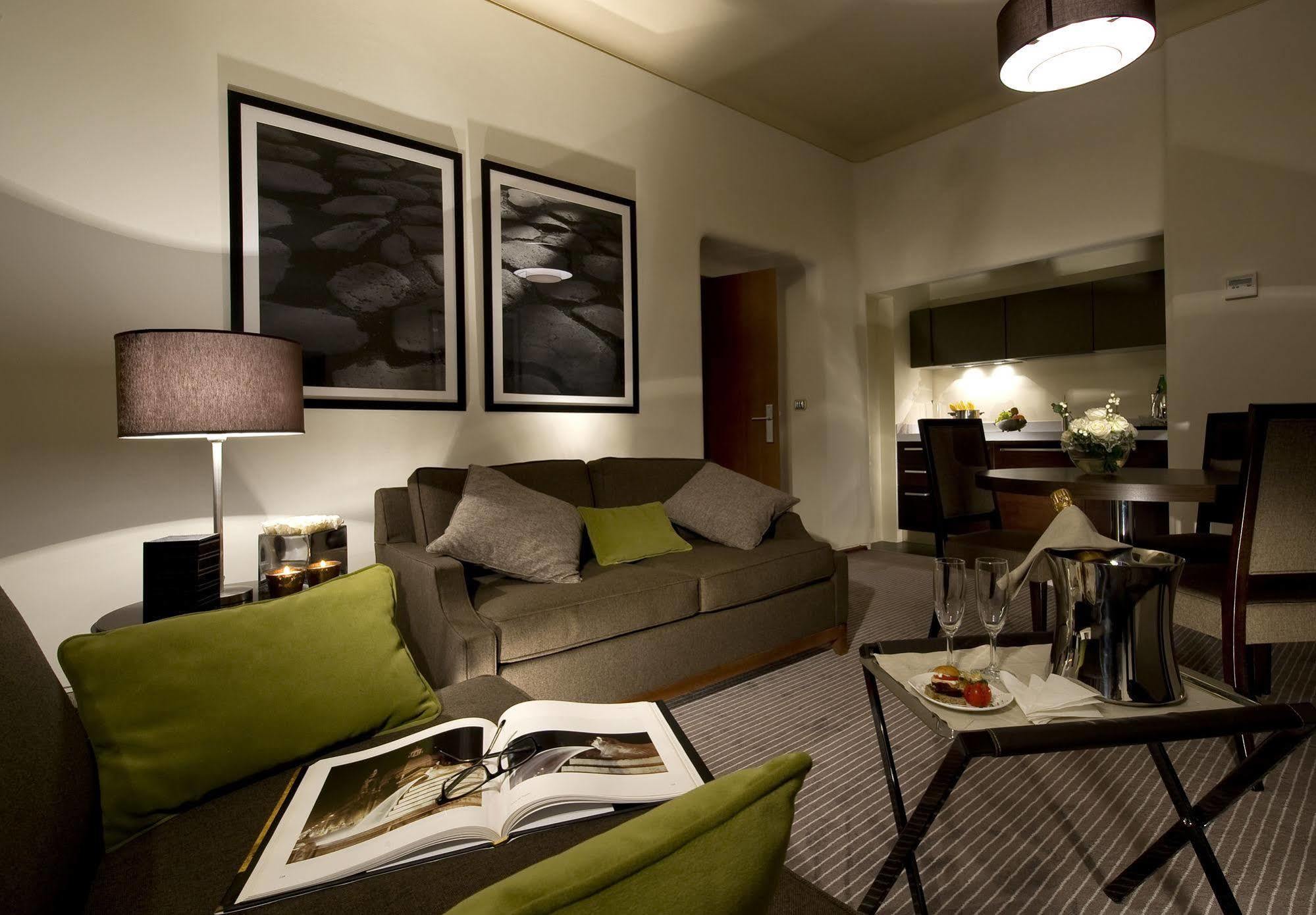 Palazzo Velabro, A Member Of Design Rom